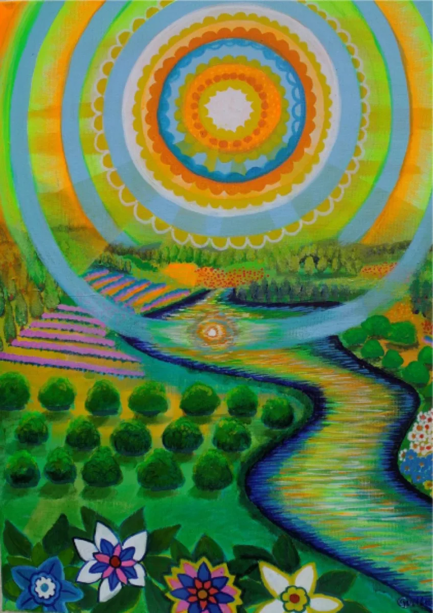 El Verano, Ölbild mit einem strahlenden Sonnenmandala über einer Landschaft mit Fluss und Feldern, von Guillermina Rivera.